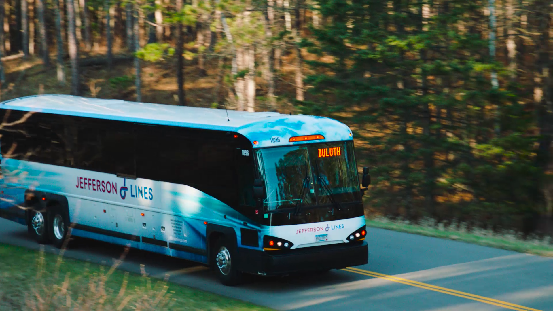 Who are the Major Bus Providers in the USA & How They Compare? | Busbud blog